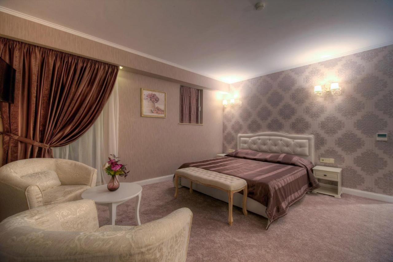 Отель Family Hotel Agoncev София-4